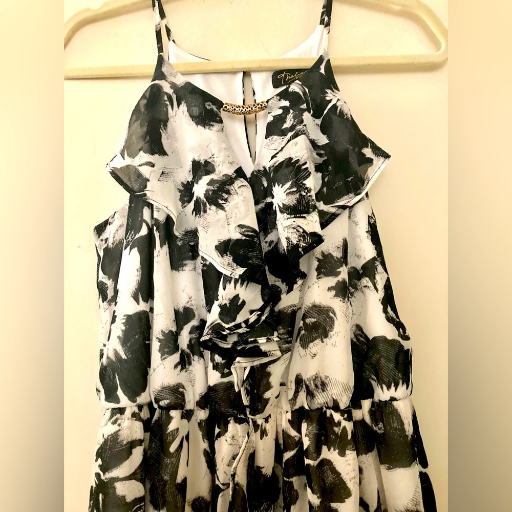 Thalia Sodi NWOT High Low Dress Black and White Size M Ruffles Elegant